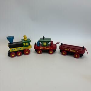 VTG My Train Montgomery Schoolhouse Vermont Wooden Trainset 3 Cars 6 People